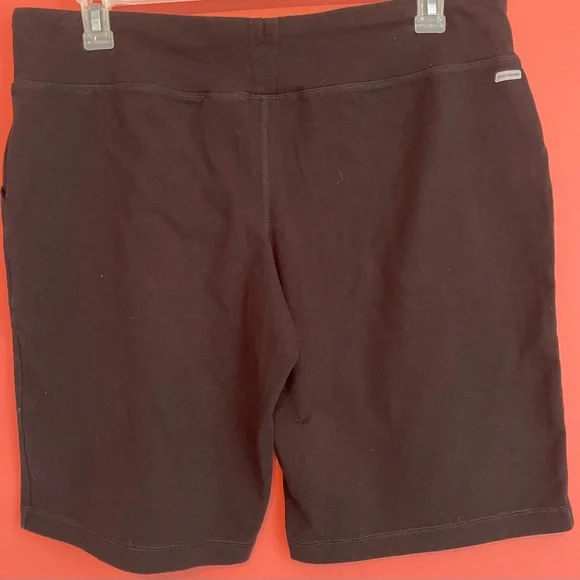 2 prs. Danskin Now Women’s Athletic Shorts in Navy & in Black. PRICE IS FOR ONE - Picture 2 of 10